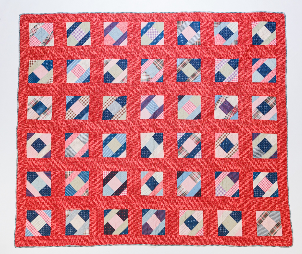 Appraisal: AMERICAN PIECED SQUARE VARIANT QUILT First half th century Multicolored