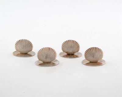 Appraisal: A set of four silver menu card holders by Sampson