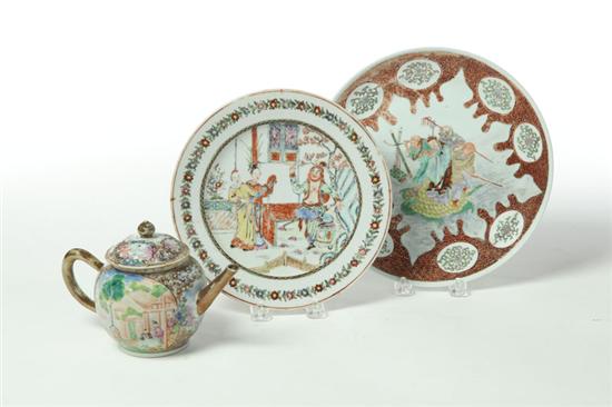 Appraisal: THREE PIECES OF CHINESE EXPORT Late th-mid th century Finely