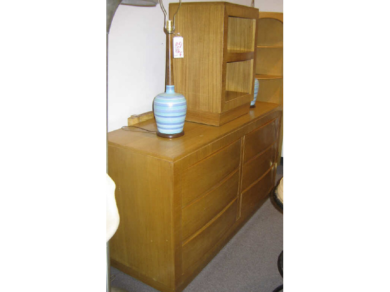 Appraisal: RWAY FURNITURE Three-piece bedroom ensemble comprising dresser night stand and