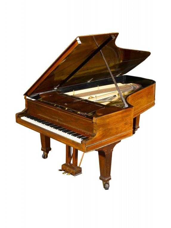 Appraisal: A STEINWAY ROSEWOOD GRAND PIANO Model C Hamburg Serial No