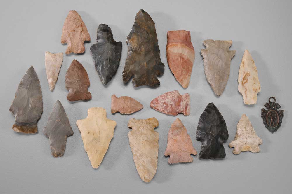 Appraisal: Native American Projectile Points Archaic through Mississippian periods some possibly