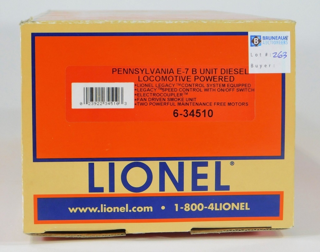 Appraisal: LIONEL PENNSYLVANIA E- B UNIT DIESEL LOCOMOTIVE United States ContemporartO