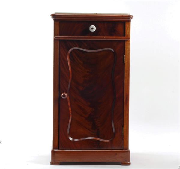 Appraisal: Cherry stained one drawer side cabinet stand with bun feet