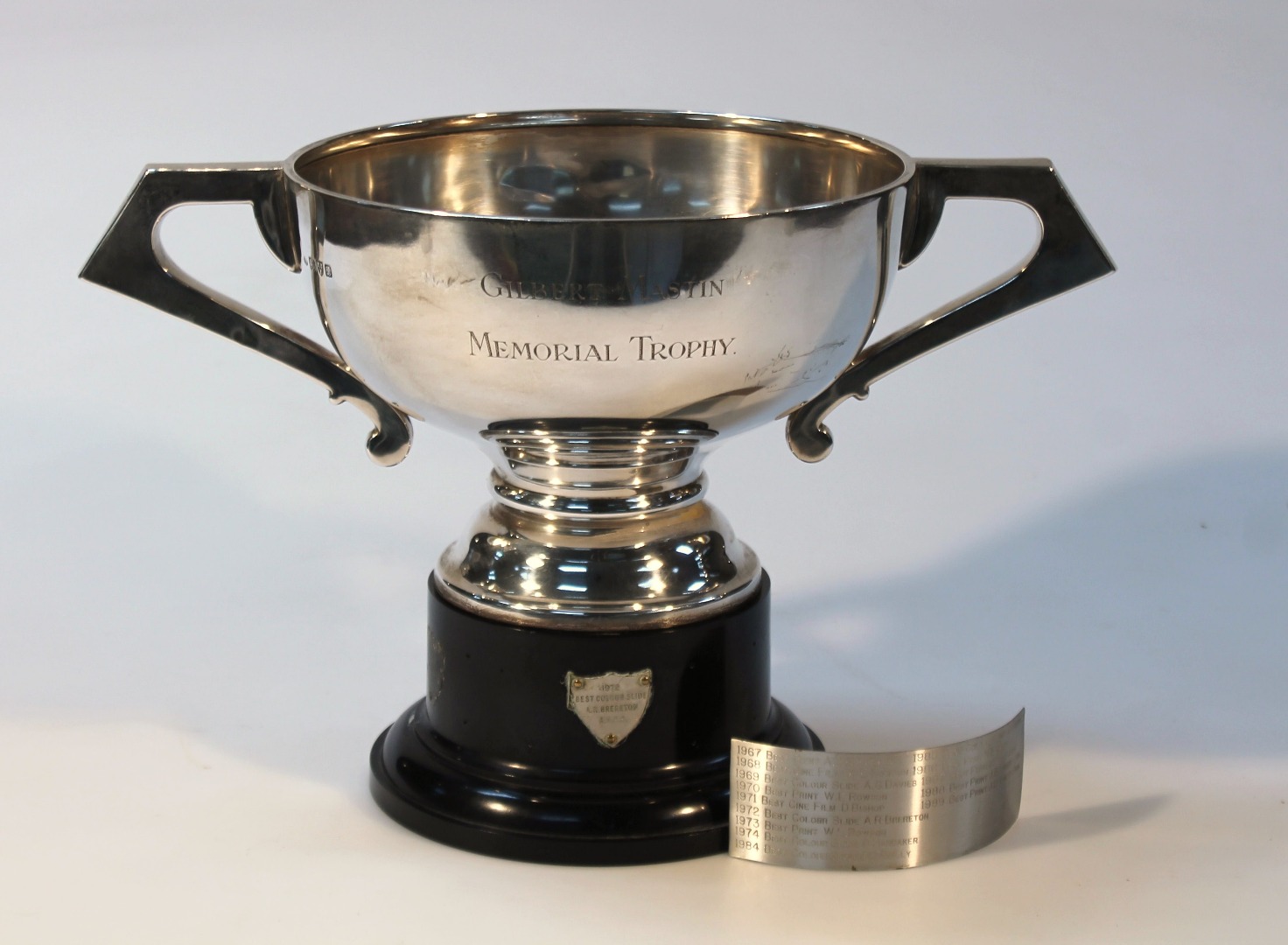 Appraisal: A George V silver trophy by Barker Brothers the circular