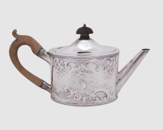 Appraisal: George III Silver Teapot George III Silver Teapot London Peter