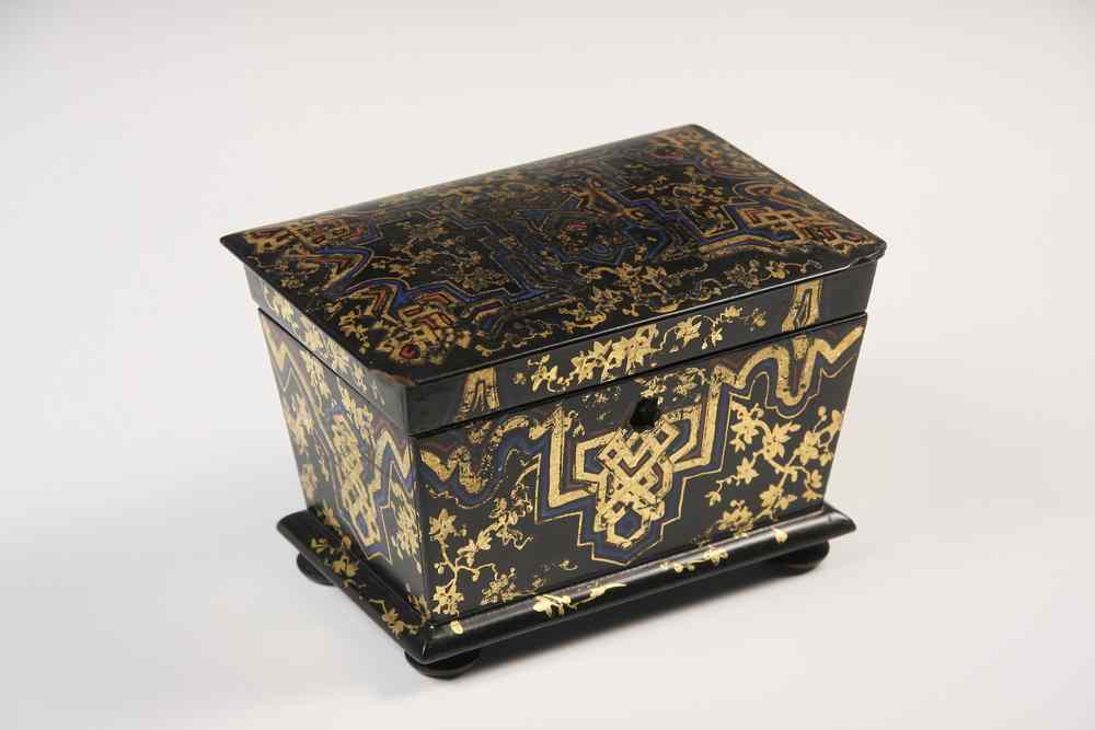 Appraisal: LACQUERED TEA CADDY - Early th c English Casket Form