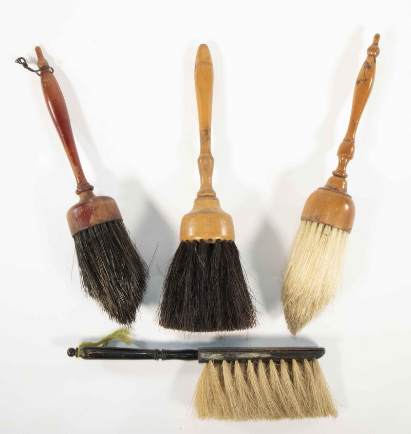 Appraisal: SHAKER BRUSHES Lot of Late th - Early th c