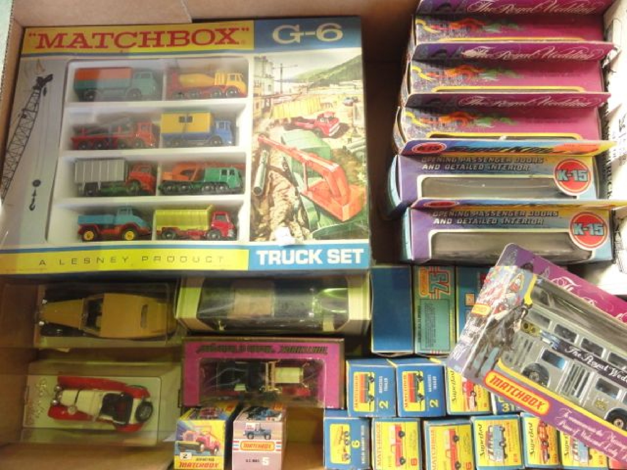 Appraisal: Approximately twenty four vintage boxed Matchbox model vehicles a boxed