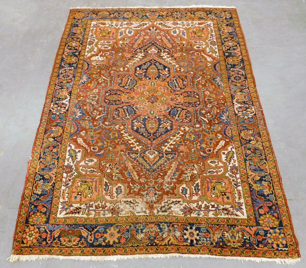 Appraisal: PERSIAN HERIZ ORIENTAL GEOMETRIC FLORAL CARPET RUG Middle East th