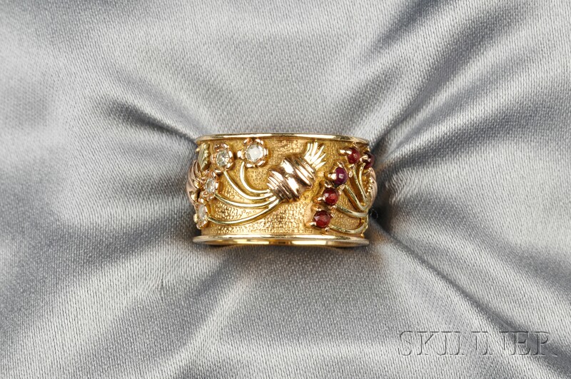 Appraisal: Retro kt Bicolor Gold and Diamond Band the wide band