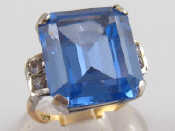 Appraisal: A yellow metal tests carat gold blue paste ring the