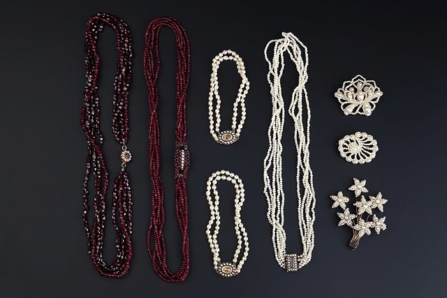 Appraisal: A COLLECTION OF JEWELLERY comprising a pair of double strand