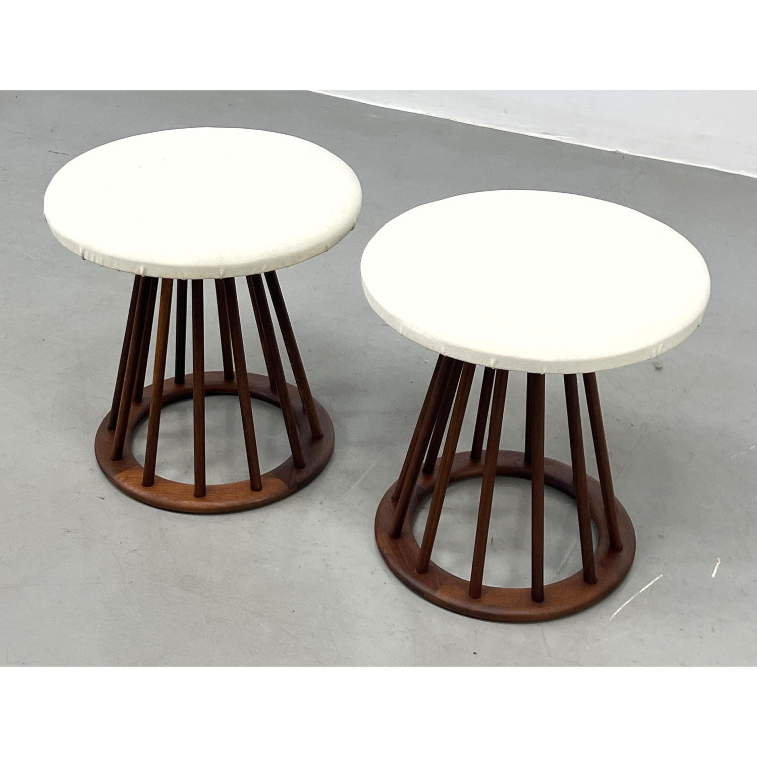 Appraisal: Pr Arthur Umanoff Dowel form Hoop Base Stools Vinyl seats