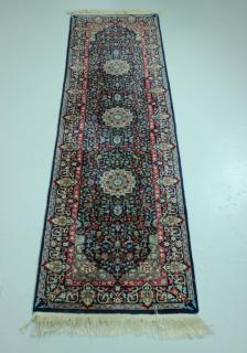 Appraisal: SEMI ANTIQUE HAND MADE RUG Semi antique hand made rug