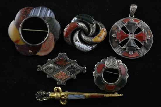 Appraisal: A group of Scottish hardstone and silver jewellery comprising five