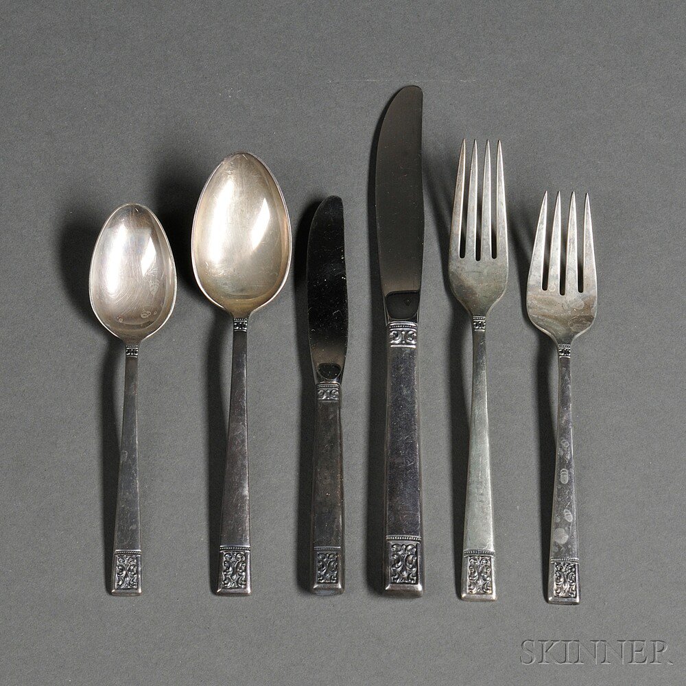 Appraisal: Towle Laureate Pattern Sterling Silver Flatware Service Newburyport Massachusetts second