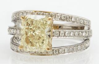 Appraisal: Lady's K White Gold Dinner Ring with a car Lady's