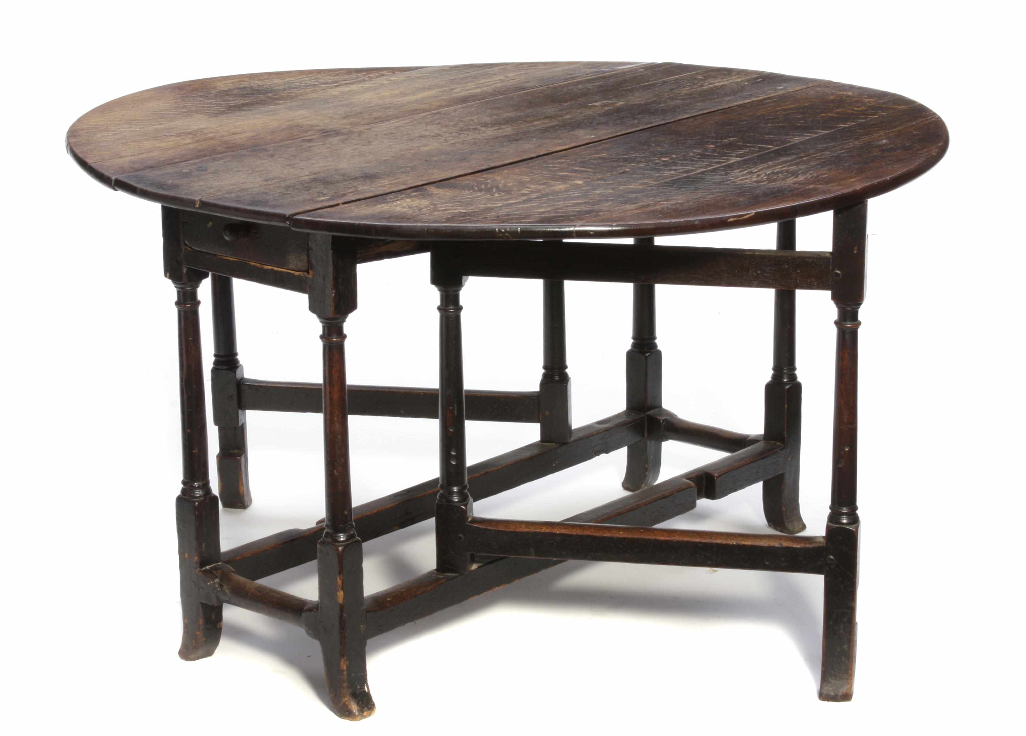 Appraisal: A William and Mary oak gate leg table circa height