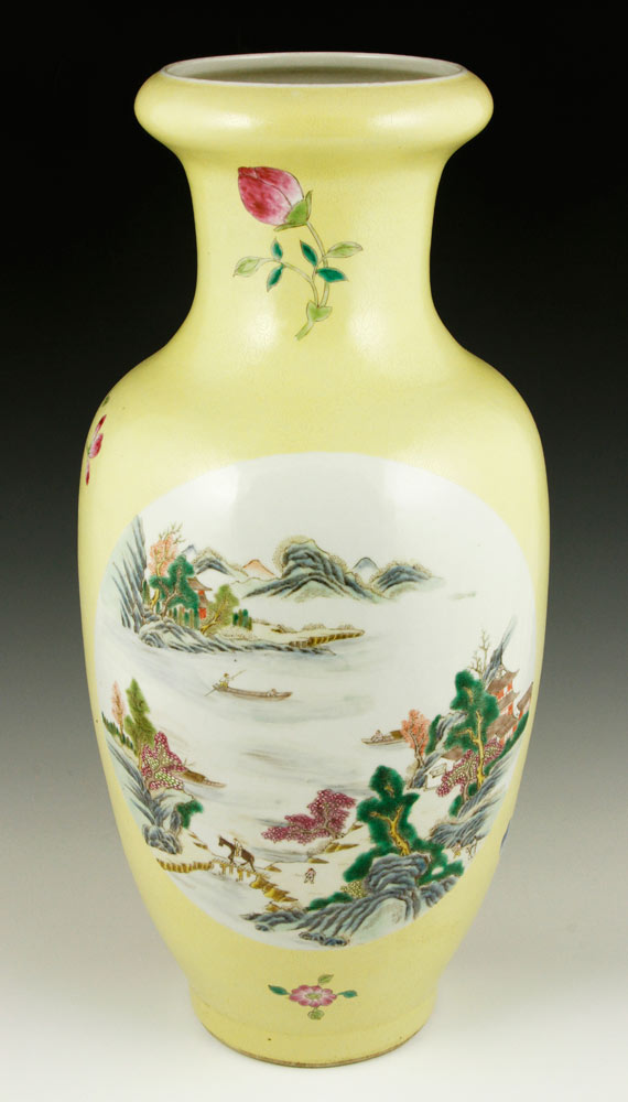 Appraisal: - Chinese Famille Rose Vase Famille Rose Vase China the