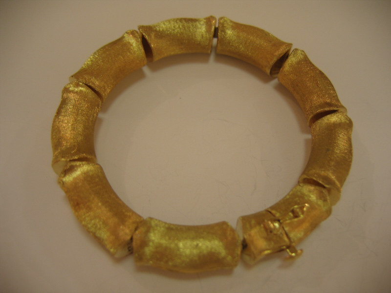 Appraisal: GOLD BRACELET k yellow gold bamboo design link bracelet with