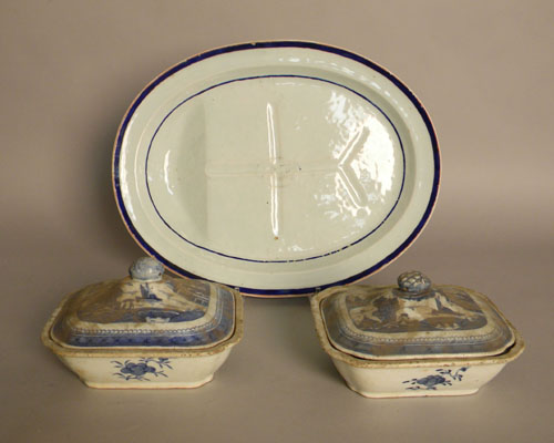 Appraisal: Three pieces of export porcelain to include two Fitzhugh covered