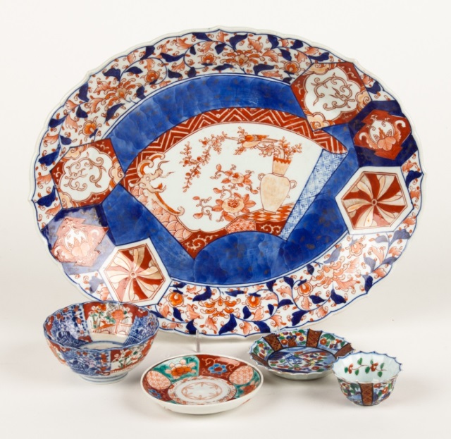 Appraisal: Japanese Imari platter and other articles th century comprising platter