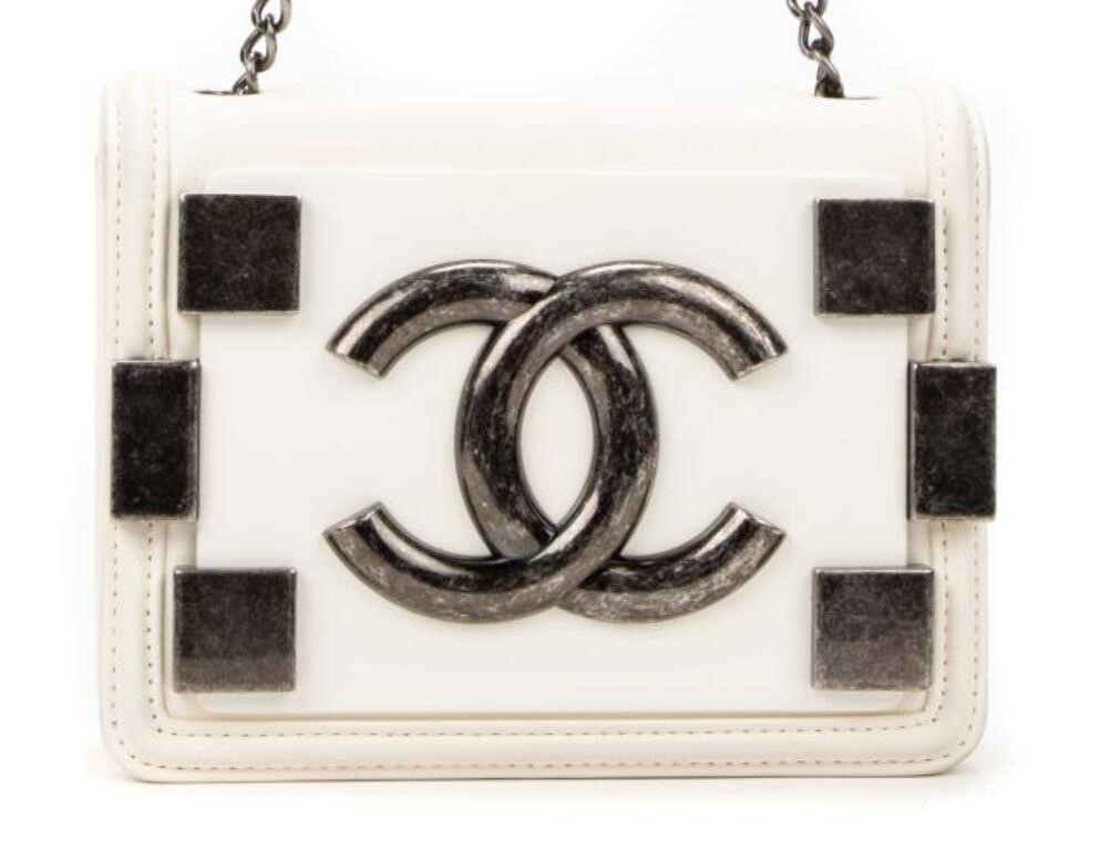 Appraisal: Chanel Boy Brick shoulder bag in white leather with gunmetal