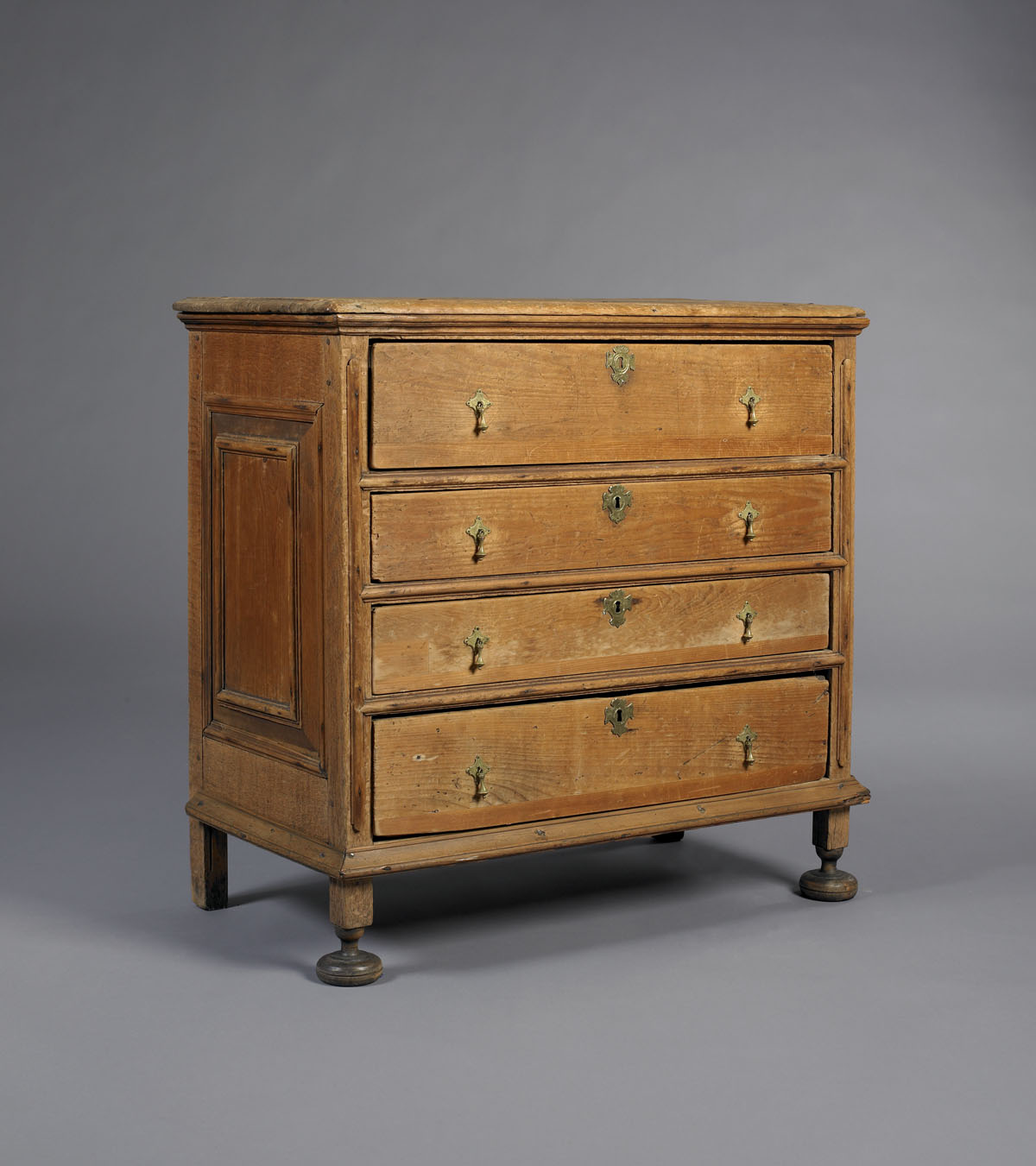 Appraisal: MASSACHUSETTS PILGRIM CENTURY PINE AND OAK CHEST OF DRAWERS The