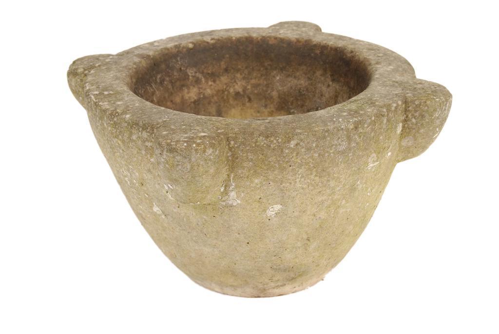 Appraisal: A marble mortar of typical form