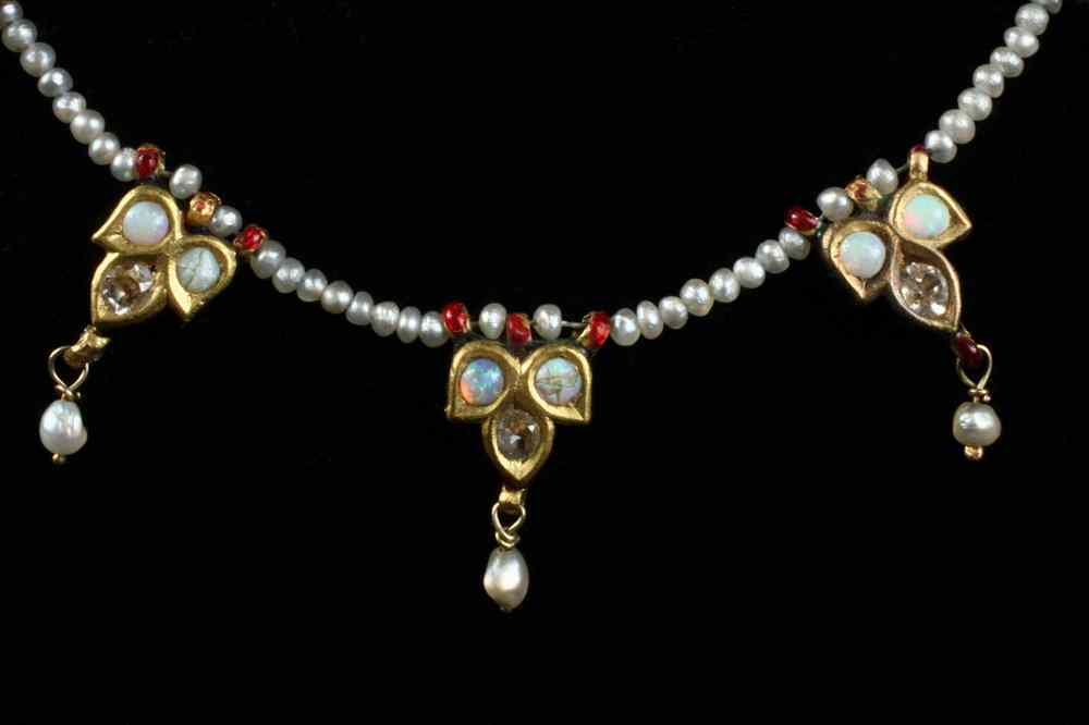 Appraisal: NECKLACE - Antique K yellow gold and seed pearl mogul