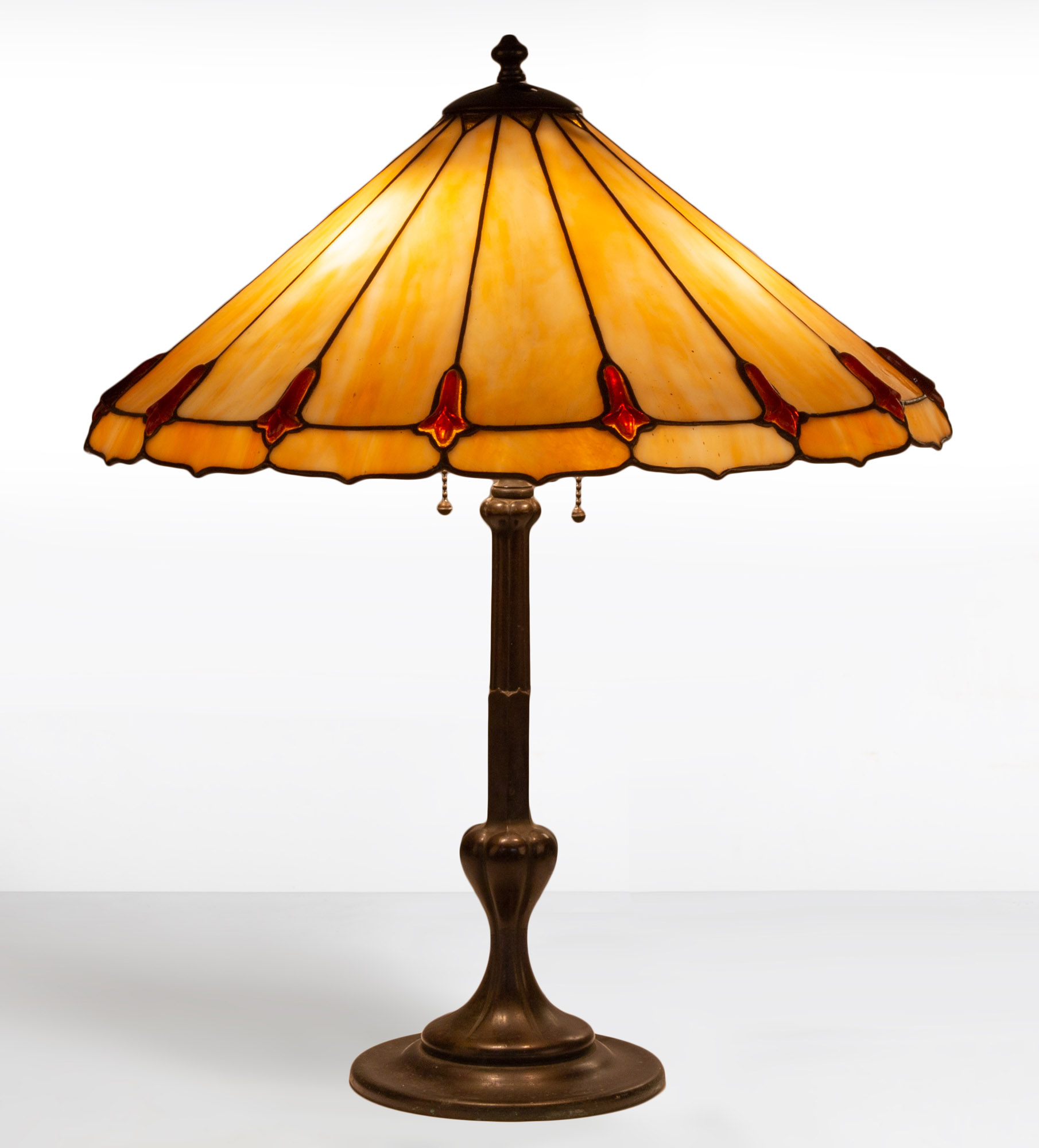 Appraisal: DUFFNER KIMBERLY TABLE LAMP Early th century Leaded glass and