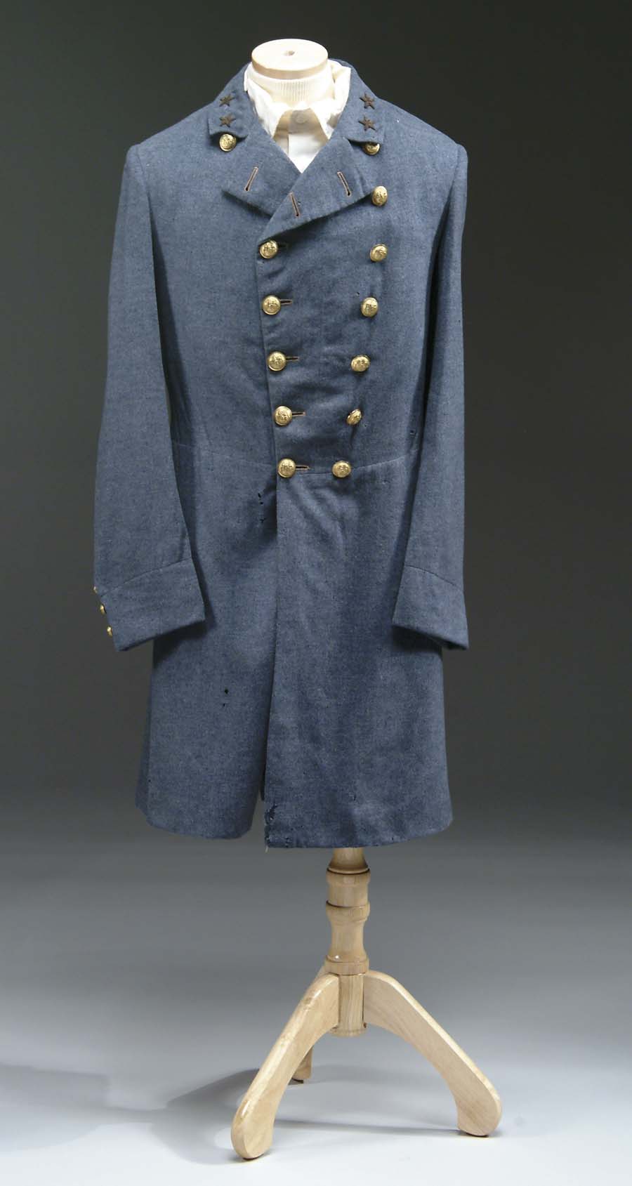 Appraisal: CONFEDERATE VETERAN S FROCK COAT LIEUTENANT COLONEL OF KENTUCKY Well-made