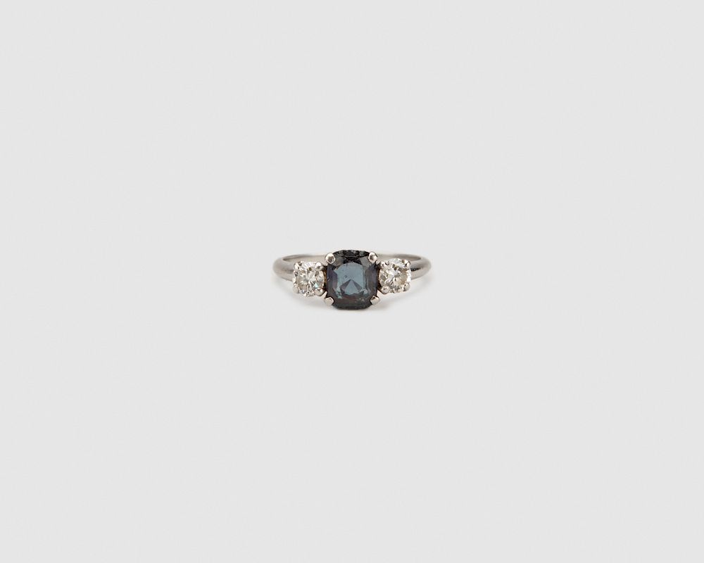 Appraisal: Platinum Alexandrite and Diamond Ring Platinum Alexandrite and Diamond Ring