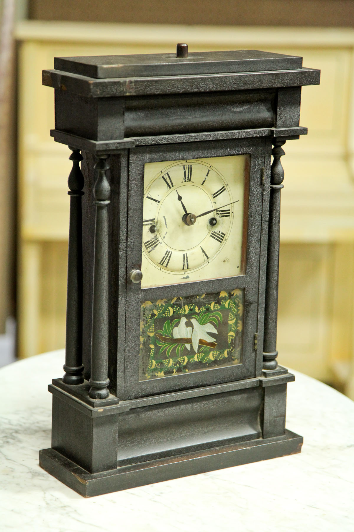 Appraisal: SETH THOMAS MANTLE CLOCK Connecticut late th century Thirty hour