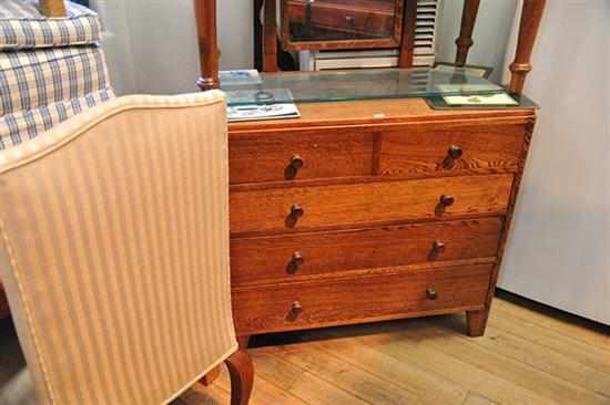 Appraisal: AN OAK MIRROR BACKED CHEST OF FIVE DRAWERS