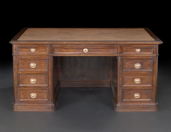 Appraisal: George III-Style Mahogany Pedestal Desk early th century the rounded