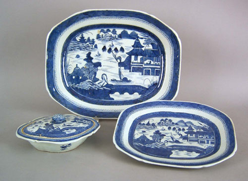 Appraisal: Two Chinese export Canton platters th c l w and