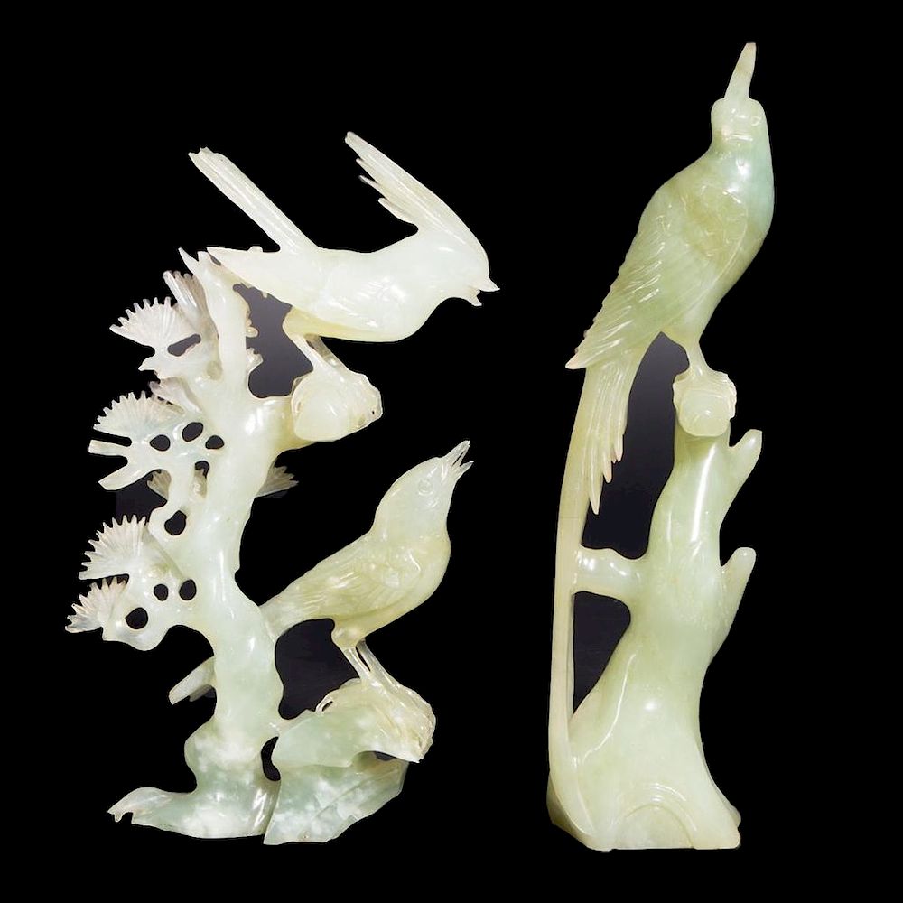 Appraisal: Two Chinese jadeite carvings of birds Two late th early