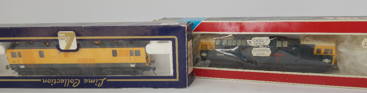 Appraisal: Model railway comprising Lima locomotives an Orbit cleaning loco and