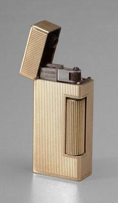 Appraisal: Dunhill kt gold lighter ribbed case base marked Dunhill U