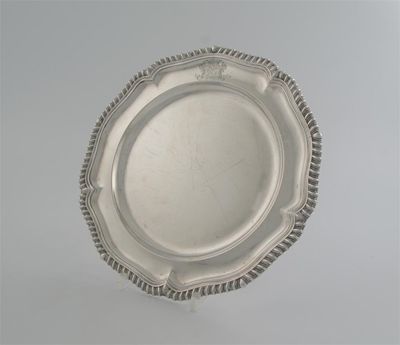 Appraisal: An early Victorian dinner plate of shaped circular outline with