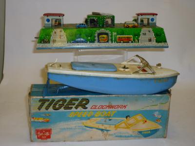 Appraisal: A Sutcliffe Toys Horsforth Tiger Speedboat tinplate clockwork boxed and