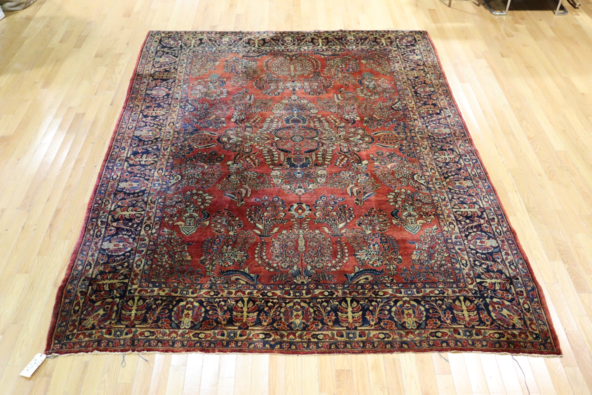 Appraisal: ANTIQUE AND FINELY HAND WOVEN SAROUK CARPET Nice size with