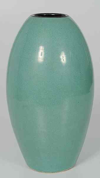 Appraisal: Chinese Qianlong Style Dynasty Vase China a ovoid vase covered