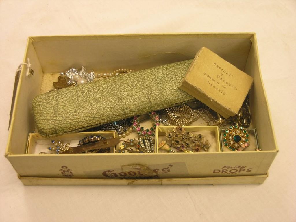 Appraisal: A carton containing a quantity of costume jewellery