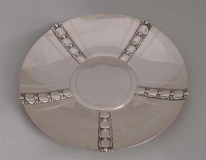 Appraisal: TIFFANY CO STERLING SILVER FOOOTED PLATE The shallow bowl with