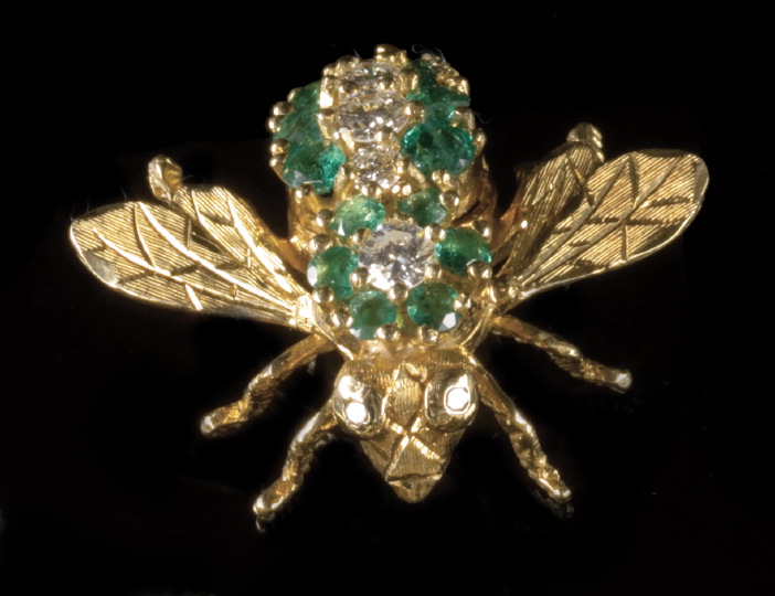 Appraisal: European Eighteen-Karat Yellow Gold Emerald and Diamond Bee Brooch the