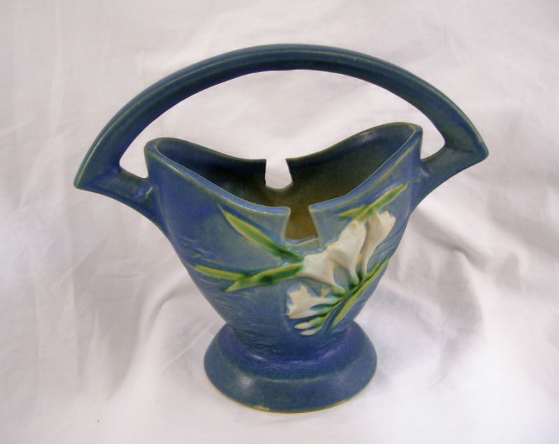 Appraisal: Roseville Freesia Basket - blue matte glaze