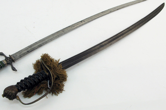 Appraisal: AN ENGLISH TH CENTURY INFANTRY OFFICER'S SWORD The slightly curved